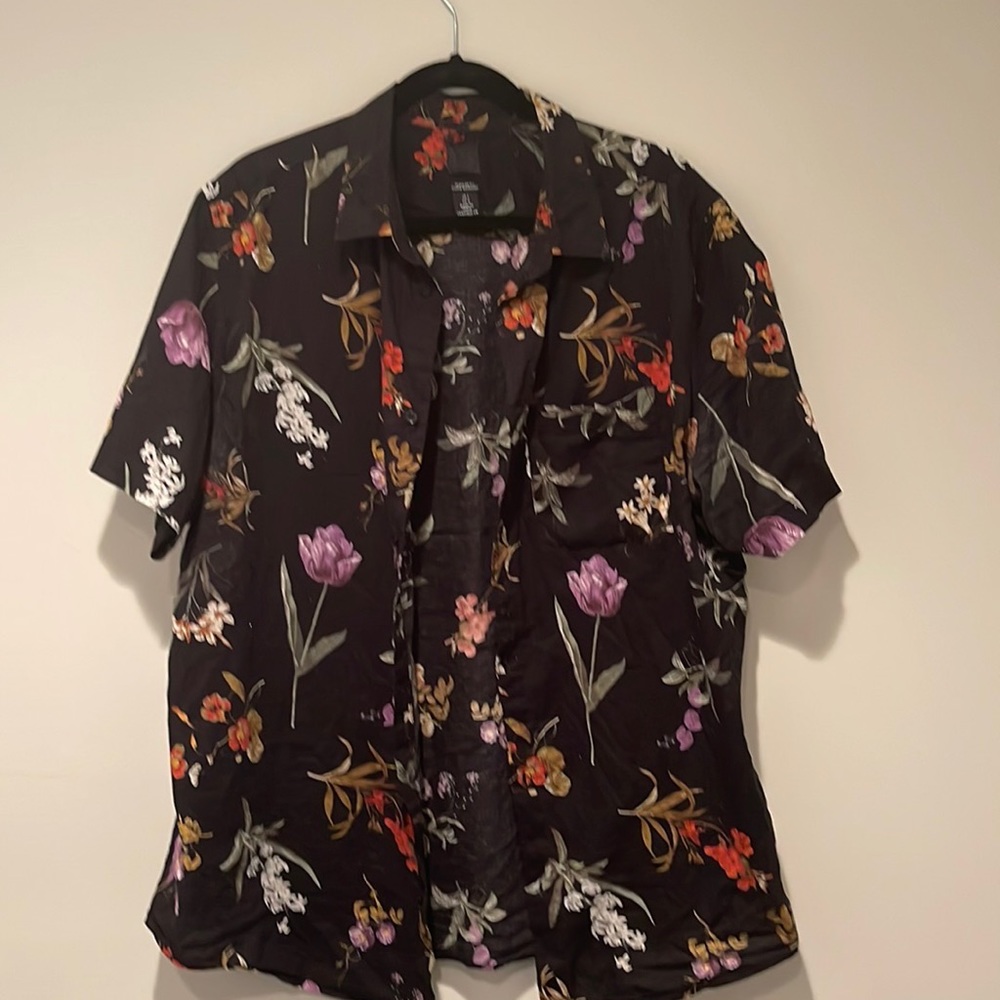 Floral print Zara shirt